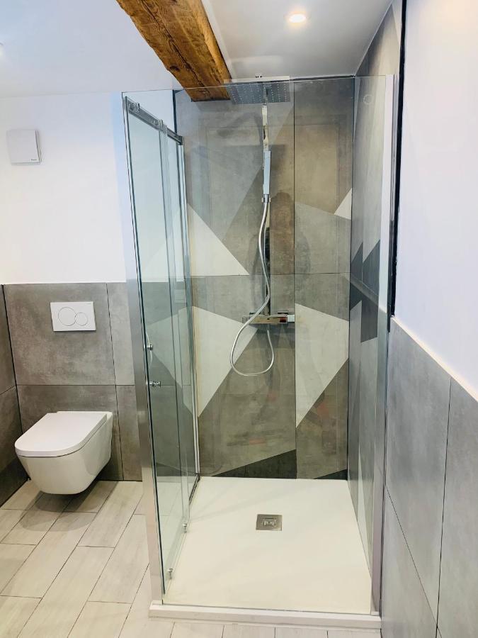 Appartement cocooning pour un séjours à Tende Esterno foto