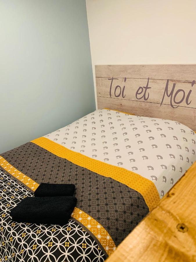 Appartement cocooning pour un séjours à Tende Esterno foto